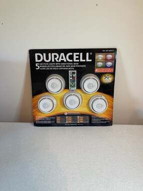Duracell 5 LED Puck Lights with Directional Base and Remote Control